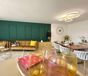 Exquisites Apartment + Terrasse